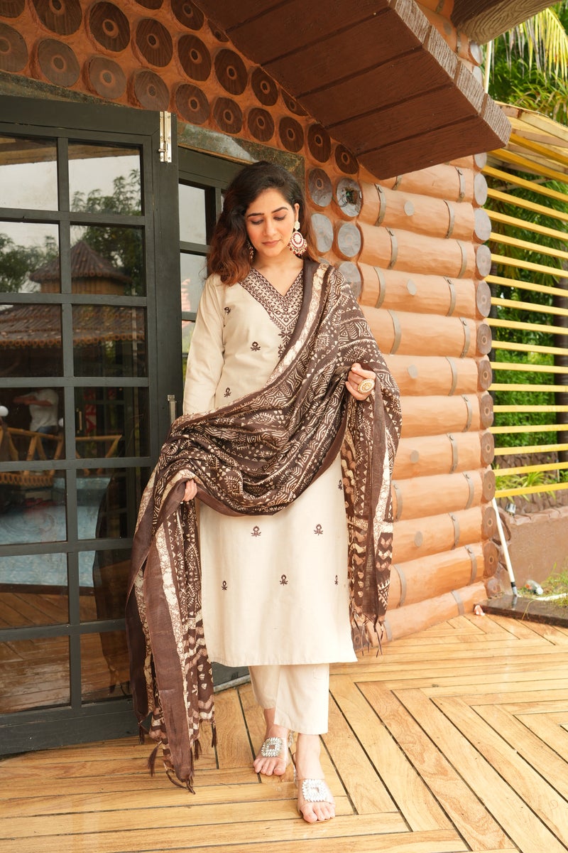 VISHVA CREATION Chic Off-White Ethnic Suit Set for Women - Image 1